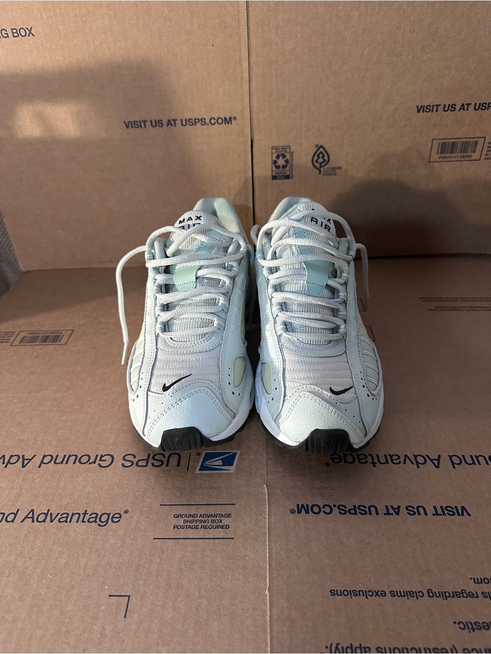 Nike White Mint Accent Running Shoes